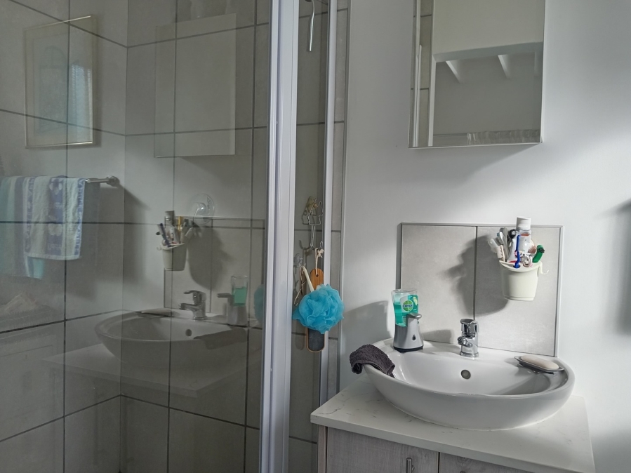 3 Bedroom Property for Sale in Harbour Lights Western Cape